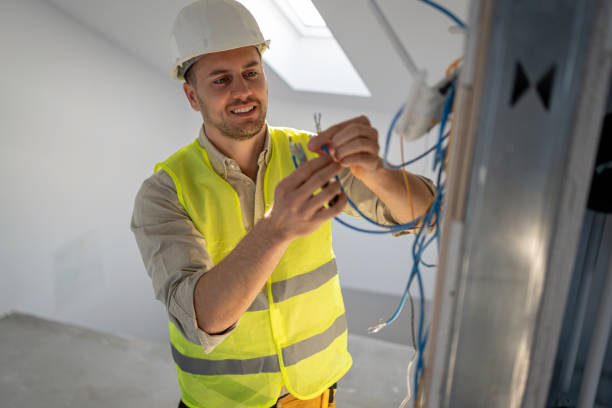 Best Local Electrician Companies  in Moraine, OH